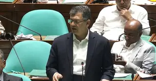 জ্বালানি সংকট বিগত সরকারের ভুল নীতি ও দুর্নীতির ফসল: সংসদে স্বরাষ্ট্রমন্ত্রী